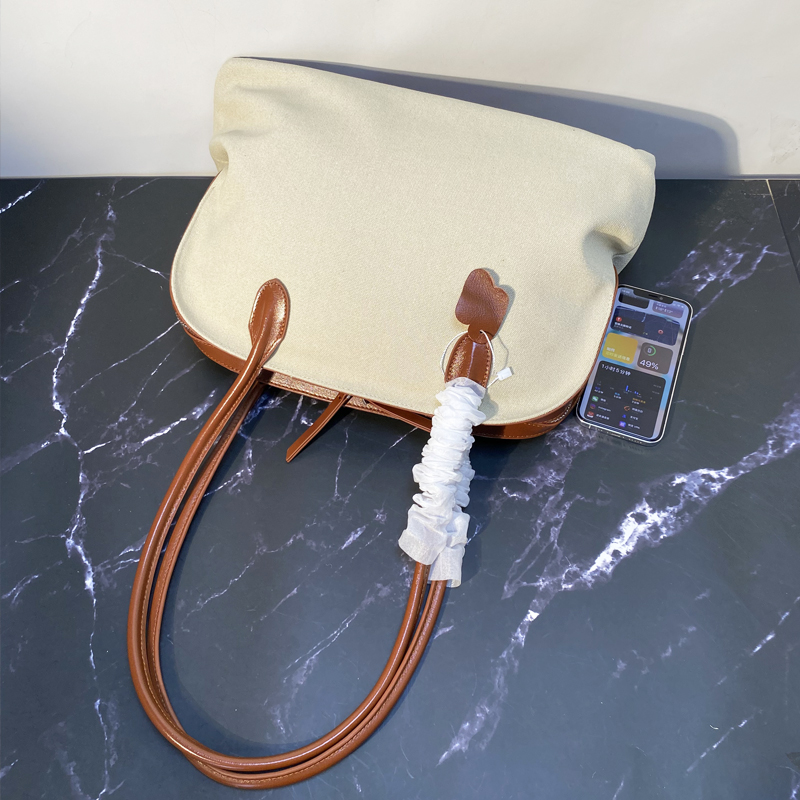 Casual Canvas Agnes Saddle Bag - Women'S Bags Top 10 review and price